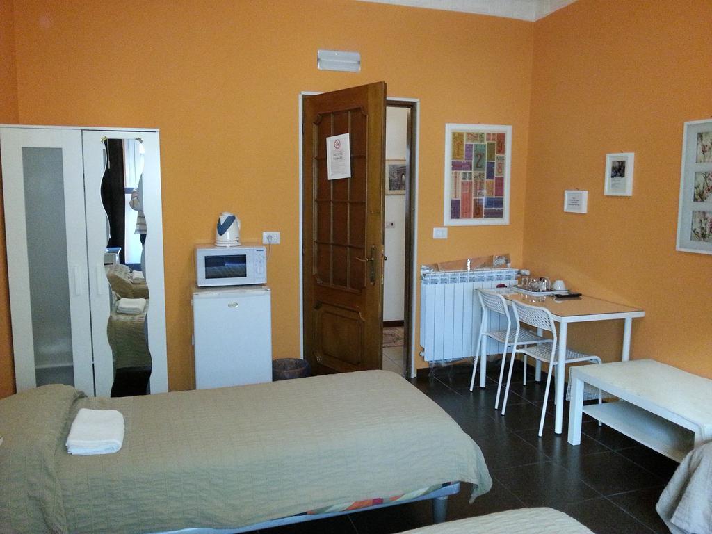 Affittacamere Andronaco Milão Quarto foto